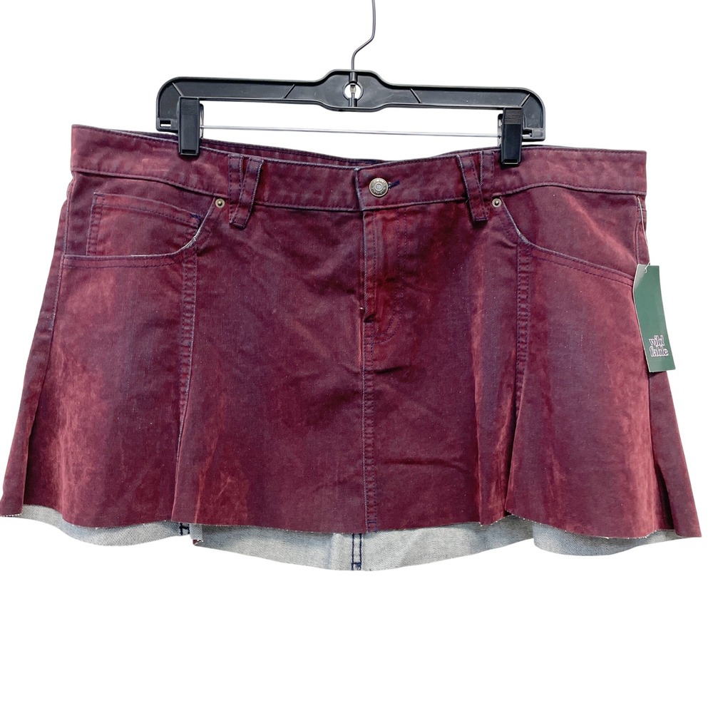 Wild Fable Women's Burgundy Corduroy Stitched Denim Flared Mini Skirt Size 16
